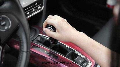 教你10个(gè)汽車日(rì)常養護小常識