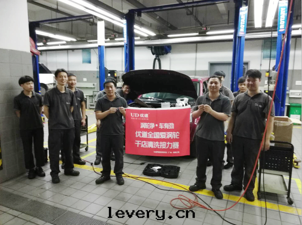 为(wèi)什(shén)麼(me)汽車快(kuài)保連(lián)鎖受歡迎