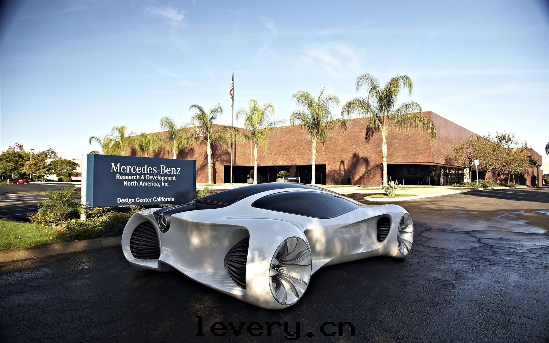 汽車養護品生(shēng)産廠(chǎng)家(jiā)經(jīng)營策略