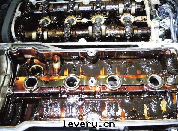 延緩潤滑油(yóu)變(biàn)質(zhì)小窍門(mén),也(yě)許你能(néng)用(yòng)得到(dào)...